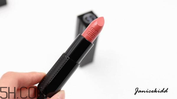 紀(jì)梵希禁忌之吻哪個(gè)顏色好看？紀(jì)梵希熱門口紅色號試色推薦