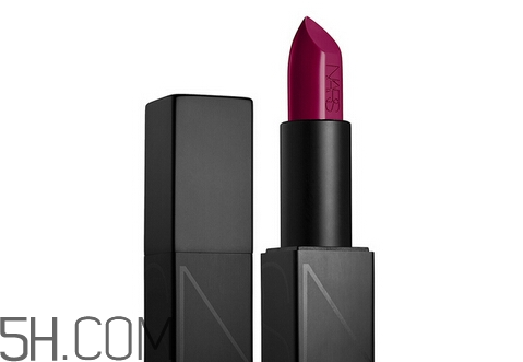 梅子色口紅哪個(gè)牌子好？絲絨口紅怎么涂好看？