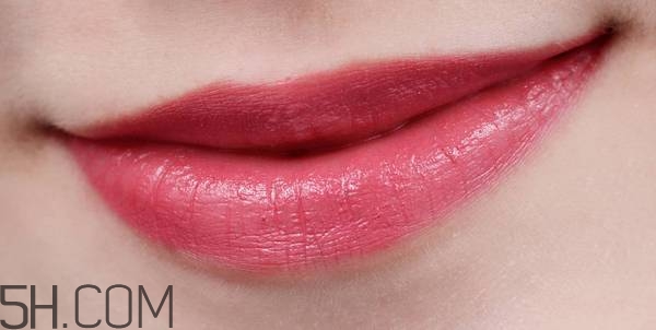 紀(jì)梵希禁忌之吻哪個(gè)顏色好看？紀(jì)梵希熱門口紅色號試色推薦