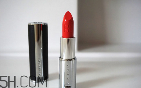 紀(jì)梵希304是西柚色嗎？紀(jì)梵希小羊皮304和317哪個(gè)好看？