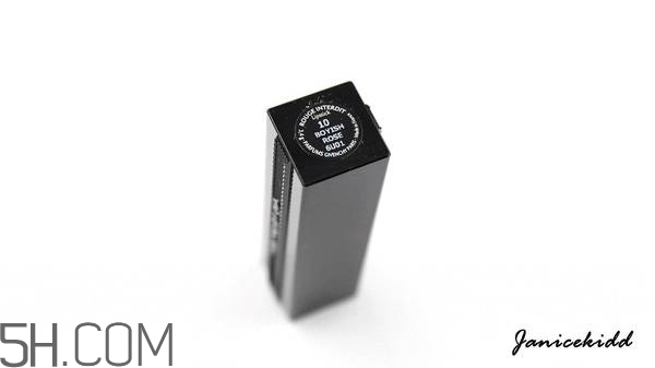 紀(jì)梵希禁忌之吻哪個(gè)顏色好看？紀(jì)梵希熱門口紅色號試色推薦