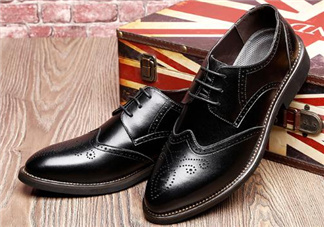 皮鞋掉皮了如何補(bǔ)救？皮鞋掉漆怎么修補(bǔ)？