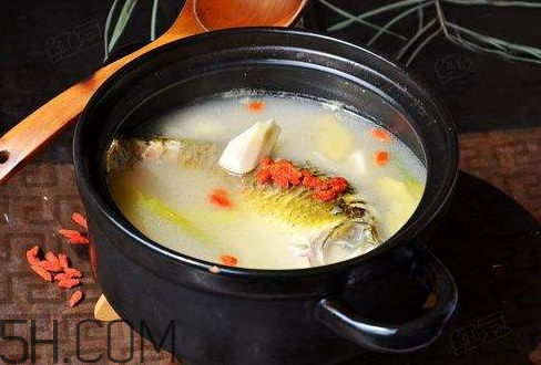 鯽魚湯發(fā)苦孕婦能喝嗎 鯽魚湯發(fā)苦能喝嗎 鯽魚湯發(fā)苦孕婦能喝嗎 鯽魚湯發(fā)苦能喝嗎