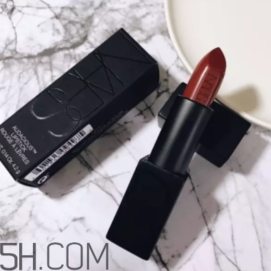 nars mona口紅顯白嗎？nars mona適合黃皮嗎？