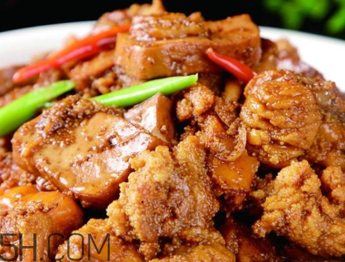 鯽魚什么時(shí)候有籽 鯽魚幾月有籽 鯽魚什么時(shí)候有籽 鯽魚幾月有籽