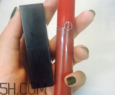 nars mona和阿瑪尼200試色對比 nars mona和阿瑪尼200試色對比