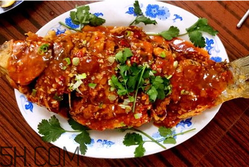 鯉魚(yú)是熱性還是涼性 鯉魚(yú)是酸性還是堿性 鯉魚(yú)是熱性還是涼性 鯉魚(yú)是酸性還是堿性