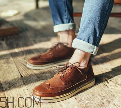 皮鞋可以用水洗嗎？皮鞋水洗了怎么補(bǔ)救？