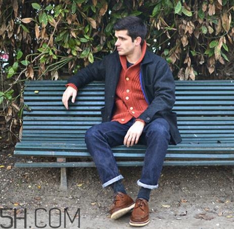 皮鞋可以用水洗嗎？皮鞋水洗了怎么補(bǔ)救？