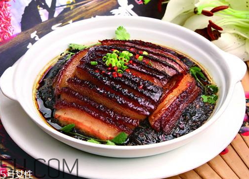 梅菜扣肉蒸多長時(shí)間 梅菜扣肉蒸多久才熟 梅菜扣肉蒸多長時(shí)間 梅菜扣肉蒸多久才熟