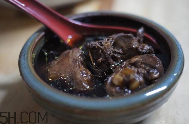 熟地黃是什么？熟地黃有什么功效？