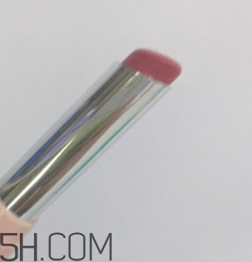 inmoo逸茉化妝品好用嗎？逸茉口紅使用心得