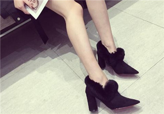 絨面鞋子怎么清洗？絨面鞋子怎么打理？