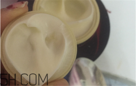 呼吸37度眼霜哪個(gè)好用 呼吸37度眼霜怎么樣 呼吸37度眼霜哪個(gè)好用 呼吸37度眼霜怎么樣