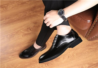 皮鞋被雨水泡了怎么辦？皮鞋被水泡后怎么處理？