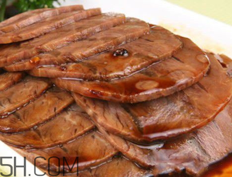 醬牛肉為什么一切就碎 醬牛肉怎么切不碎 醬牛肉為什么一切就碎 醬牛肉怎么切不碎