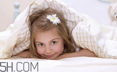 冬天用哪種類型的空調(diào)比較好？冬天用吸頂式空調(diào)好嗎？