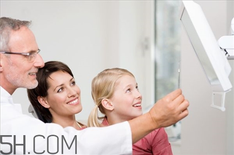 強(qiáng)迫癥需要看醫(yī)生嗎？強(qiáng)迫癥需要休學(xué)嗎？