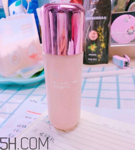 春紀(jì)新彈力嬌嫩菁華乳好用嗎？春紀(jì)新彈力嬌嫩菁華乳評(píng)測(cè)