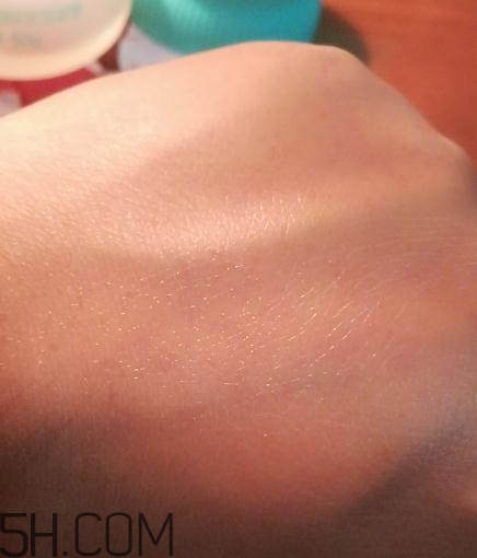 春紀(jì)乳酸君保濕凝露好用嗎？春紀(jì)乳酸君保濕凝露評測