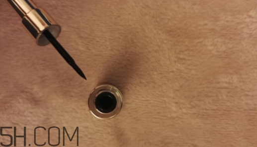 索菲歐是大牌子嗎？索菲歐是什么牌子？