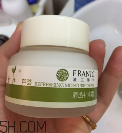 法蘭琳卡清透補水霜好用嗎_法蘭琳卡清透補水霜評測 法蘭琳卡清透補水霜好用嗎_法蘭琳卡清透補水霜評測