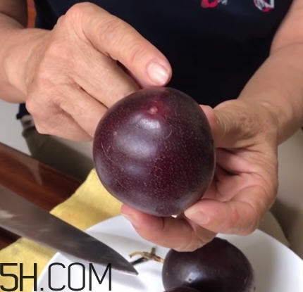 百香果切開后怎么保存？百香果切開后能放多長時間呢？