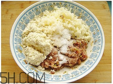 蓮藕可以和豆腐一起吃嗎？蓮藕和豆腐一起吃有什么好處？