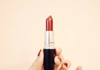 mac dubonnet和dare you一樣嗎_試色對(duì)比