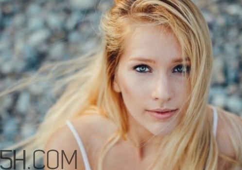 手大拇指下面肌肉疼是怎么回事？拇指下面肌肉疼怎么辦？