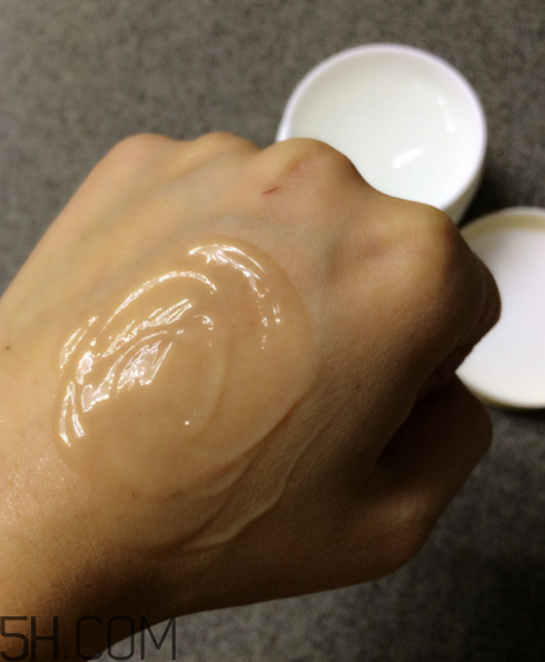 法蘭琳卡粉嫩補(bǔ)水睡眠面膜怎么樣_產(chǎn)品評測 法蘭琳卡粉嫩補(bǔ)水睡眠面膜怎么樣_產(chǎn)品評測