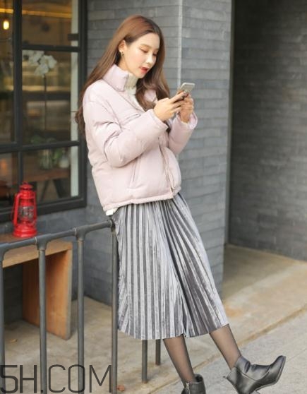 粉色棉服怎么搭配？粉色棉衣搭配圖片