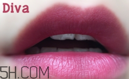 mac sin和diva買哪只？mac sin和diva試色對(duì)比