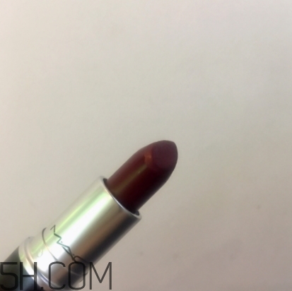 mac sin和diva買哪只？mac sin和diva試色對(duì)比