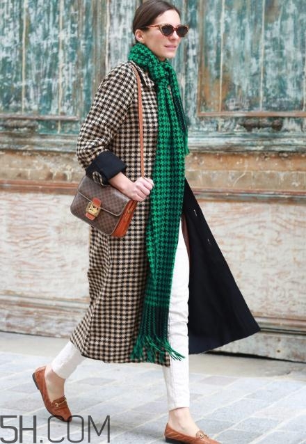 棕色格子大衣怎么搭配？棕色格子大衣搭配圖片