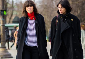 黑色大衣配什么顏色圍巾？黑色大衣搭配圍巾圖片