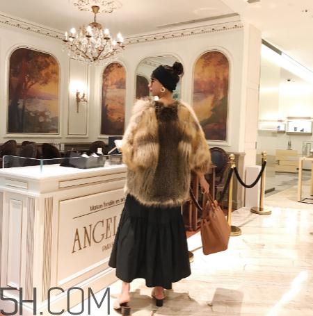 皮草會掉色嗎？皮草掉色了怎么修復？