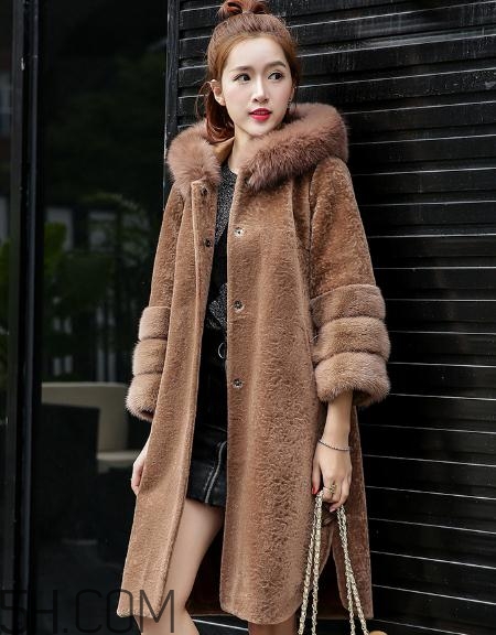 皮草有浮毛怎么辦？皮草浮毛怎么處理？