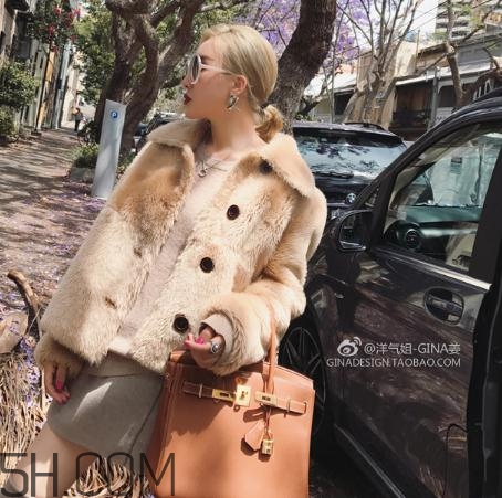 皮草粘了糖怎么處理？皮草粘了膠怎么清洗？