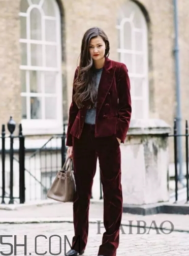 勃艮第紅是什么顏色？勃艮第色是酒紅色嗎？