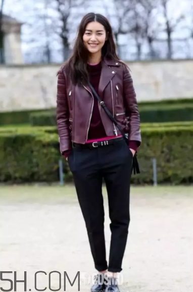 勃艮第紅怎么搭配？勃艮第色搭配什么顏色好看？