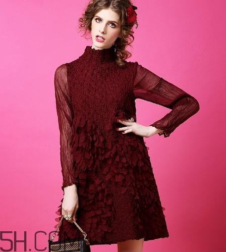 勃艮第紅怎么搭配？勃艮第色搭配什么顏色好看？