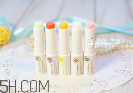 悅詩(shī)風(fēng)吟潤(rùn)唇膏好用嗎？孩子要不要用潤(rùn)唇膏？