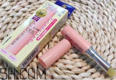 dhc潤唇膏生產(chǎn)批號怎么看？dhc潤唇膏開封保質(zhì)期是多久？