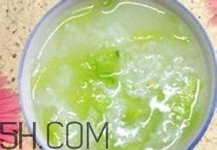 喝咖啡臉上會(huì)長(zhǎng)斑嗎？喝咖啡臉上長(zhǎng)斑了怎么回事？