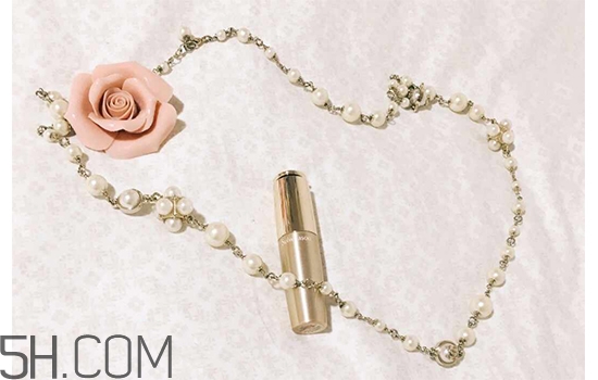 雪花秀唇膏好用嗎？適合口紅打底的潤唇膏