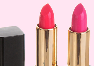 玫紅色口紅配什么眼影？玫紅色口紅眼影顏色搭配