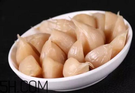 大蒜泡冰糖怎么做？大蒜泡冰糖真的能治腎虛嗎？