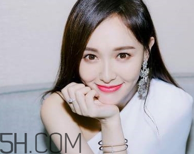 西瓜紅口紅是什么顏色？西瓜紅口紅試色