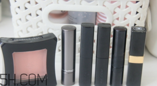 奶油杏是什么顏色？奶油杏色口紅試色